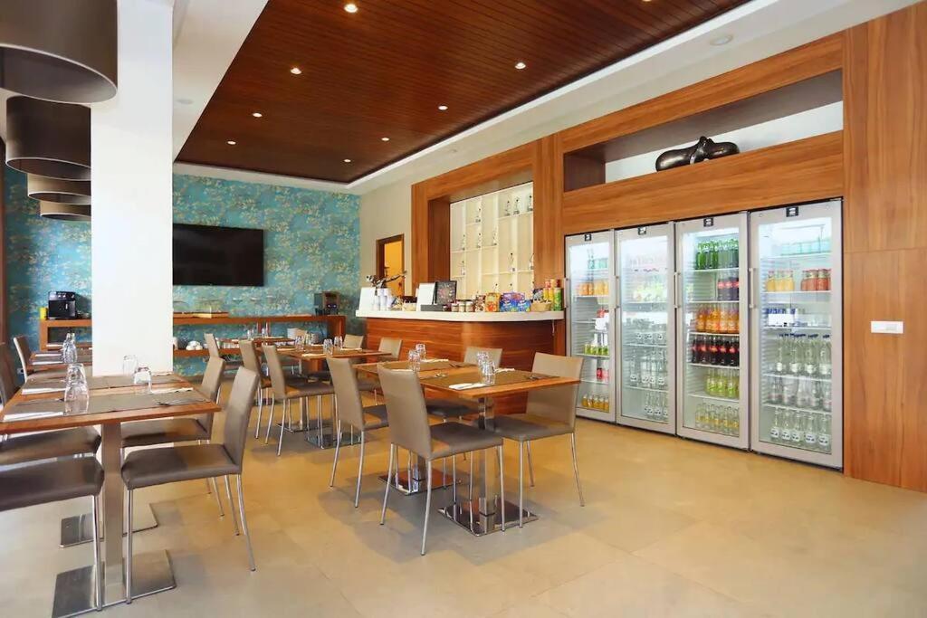 Luxury Apartment At Corniche , Seaview Close Beach Casablanca Exterior foto