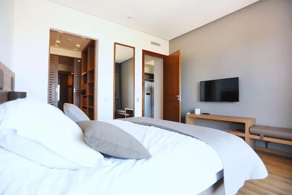 Luxury Apartment At Corniche , Seaview Close Beach Casablanca Exterior foto